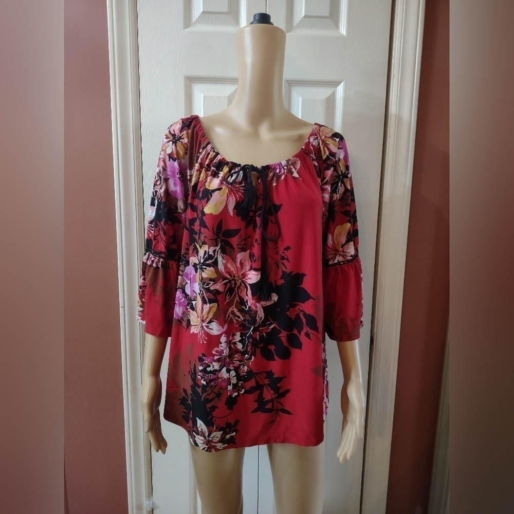 Unique Spectrum women's size 1x blouse shirt top